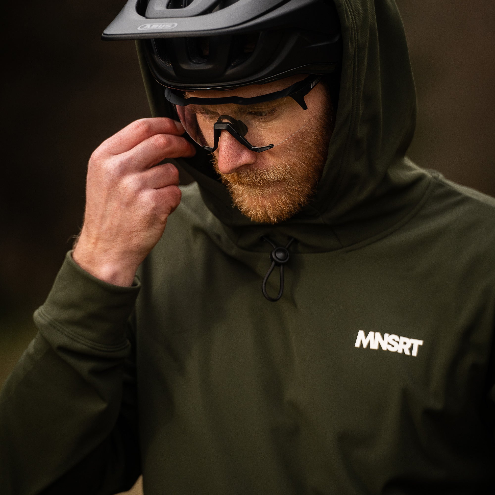 monserat-mtb_tech_hoodie-MH3-web-02.jpg