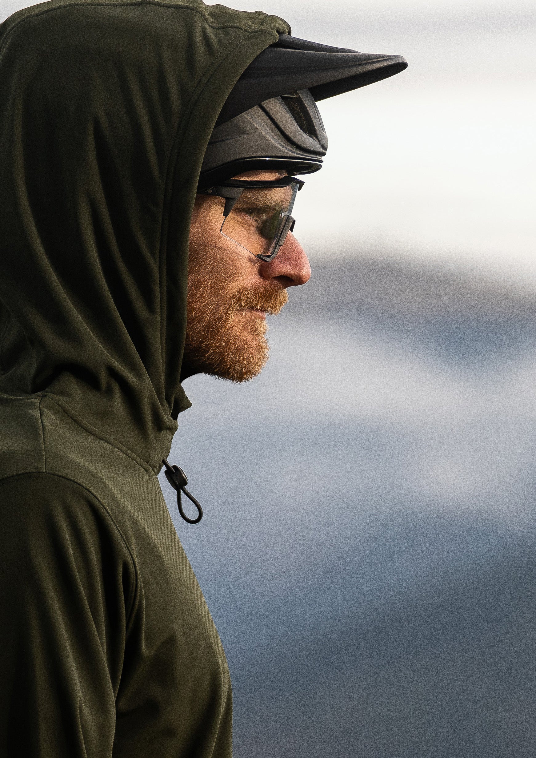 monserat-mtb_tech_hoodies-header-02-web_3b66d2fb-f844-4bb4-99e3-2a16236d379e.jpg