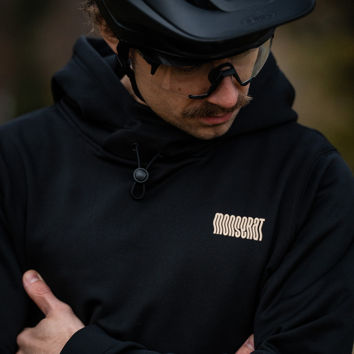 monserat-tech_hoodie-MH25-1-04.jpg